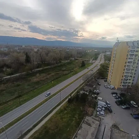 Apartamento панорамен за с гледка към парк и планини *