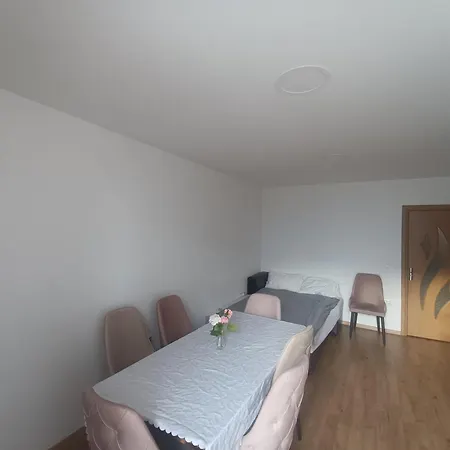 панорамен за с гледка към парк и планини Apartamento *