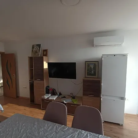 Lejlighed панорамен за с гледка към парк и планини *