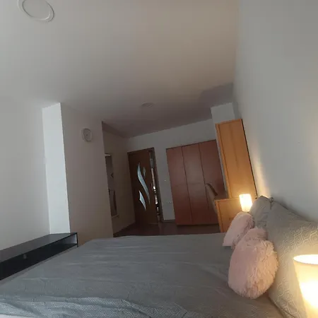 панорамен за с гледка към парк и планини Lejlighed *