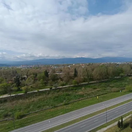 панорамен за с гледка към парк и планини * Pazardsjik